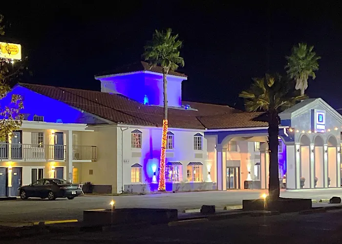 Boardwalk 5* Lafayette